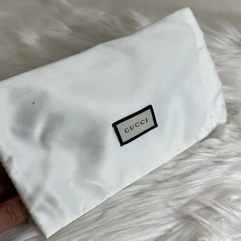 💯Authentic Gucci Beige/Red GG Supreme Canvas Cherry Zip Around Wallet🍀